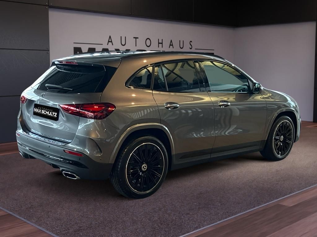 Fahrzeugabbildung Mercedes-Benz GLA 200 AMG*AHK*Distronic*Night*360°*Burmester*