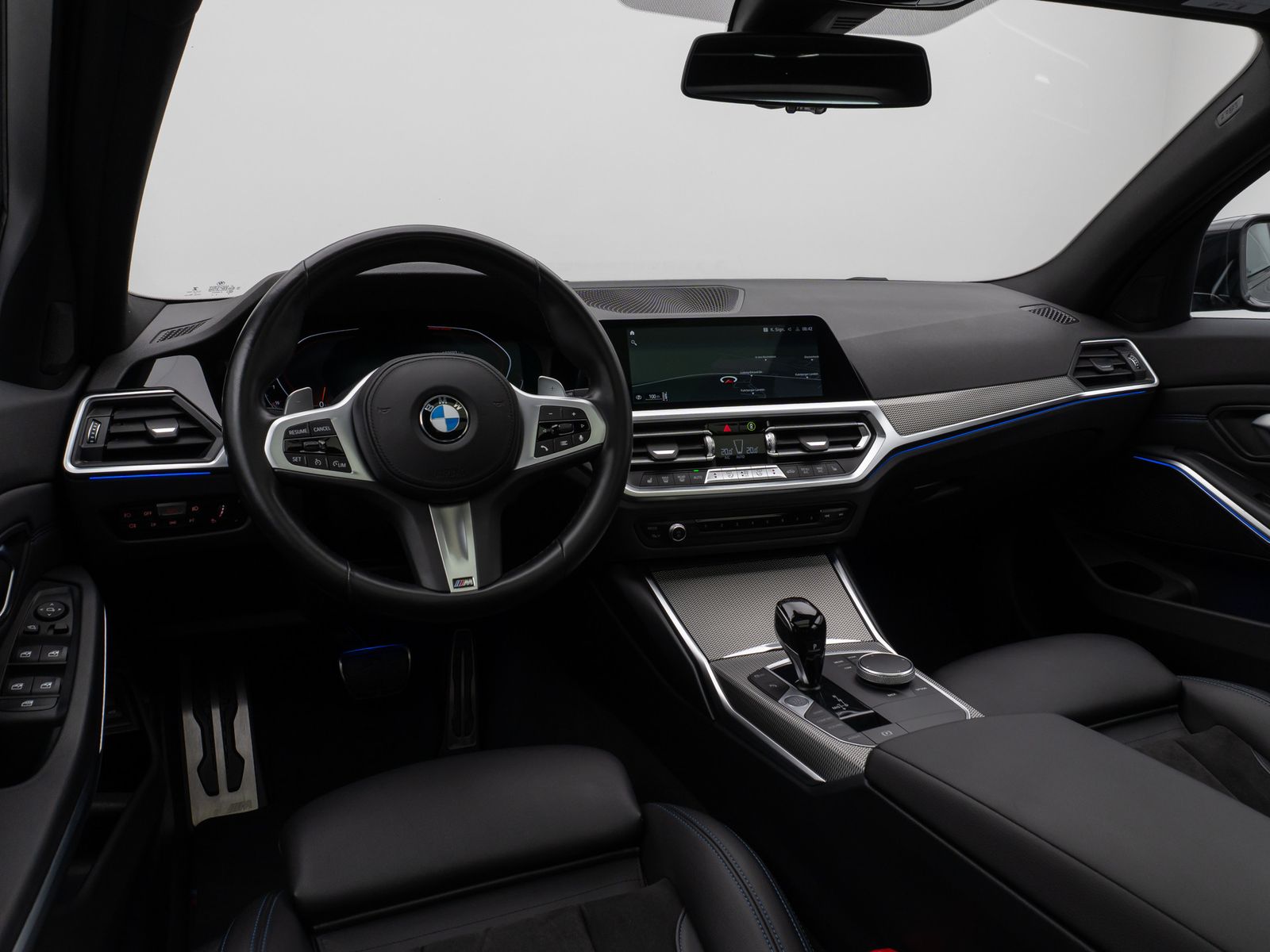 Fahrzeugabbildung BMW 320d M Sport Kamera DAB HiFi Komfort Alarm 19Zol