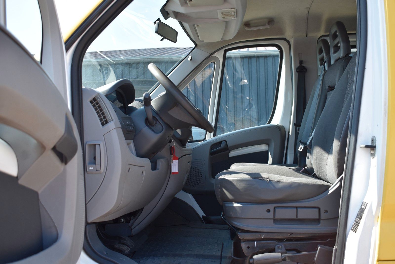 Fahrzeugabbildung Citroën Jumper Pritsche Doka. 35 L4 Lang HDi 120 Heavy
