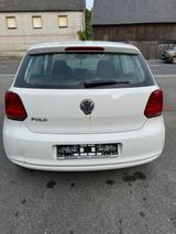 Volkswagen Polo 1.2 44kW Trendline Trendline - Gebrauchtwagen bis 2.500 Euro