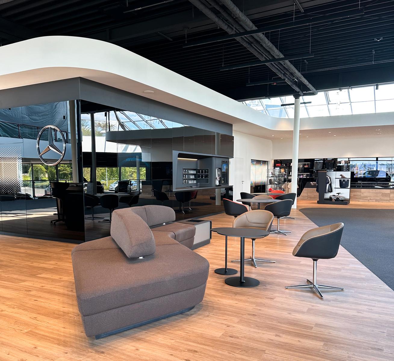 showroom-image-main