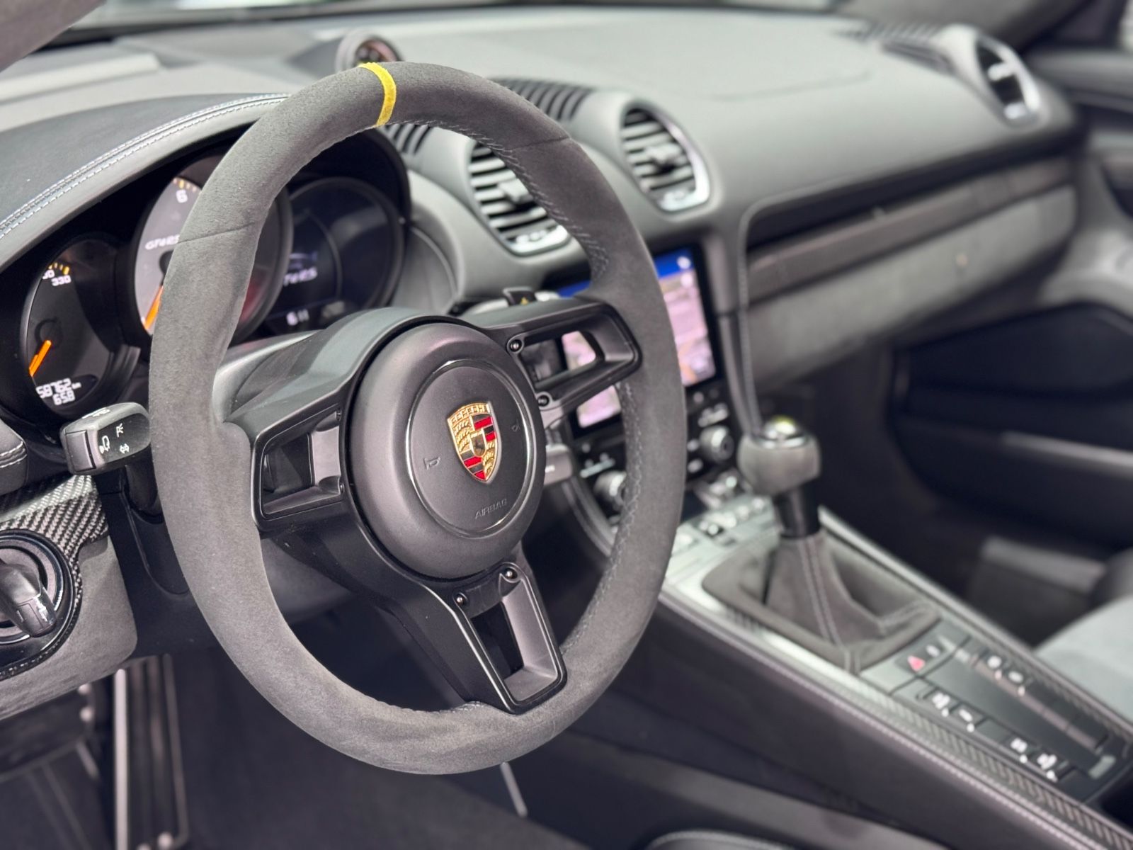 Fahrzeugabbildung Porsche Cayman GT4 RS |CLUBSPORT-PAKET|SPORT-CHRONO|