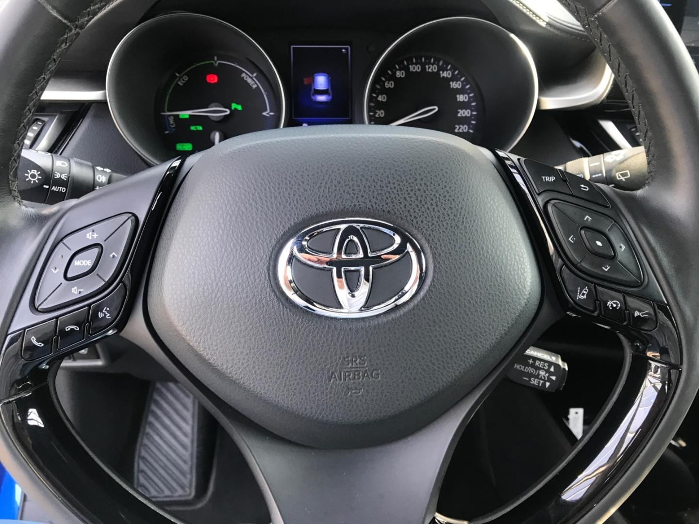 Toyota C-HR 1.8 Hybrid Team D *LED*ACC*CAM*SHZ*SmartKey