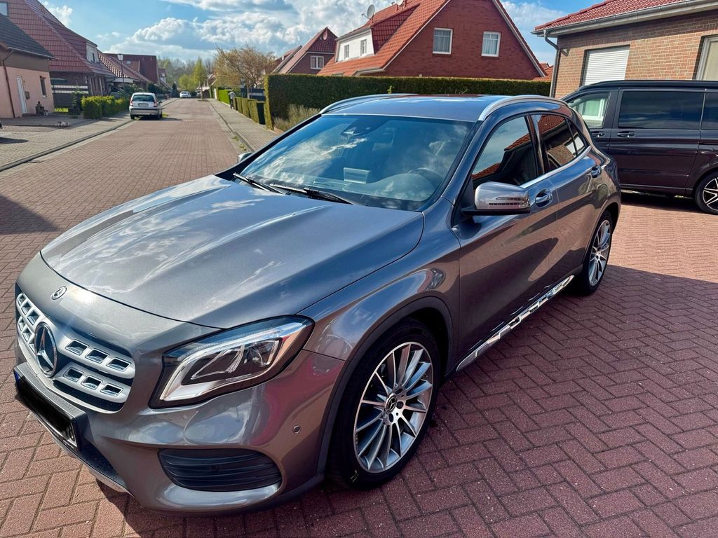 Image of Mercedes-Benz GLA 200