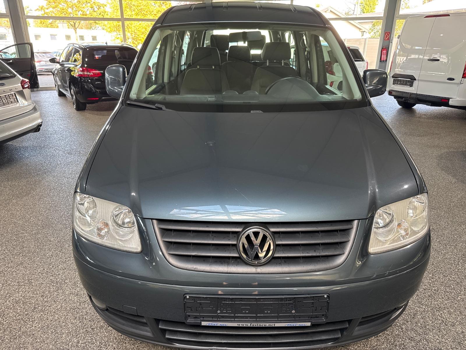 Volkswagen Caddy 1.6i Maxi Life 7SitzerKlimaPDCTüv 11/2027