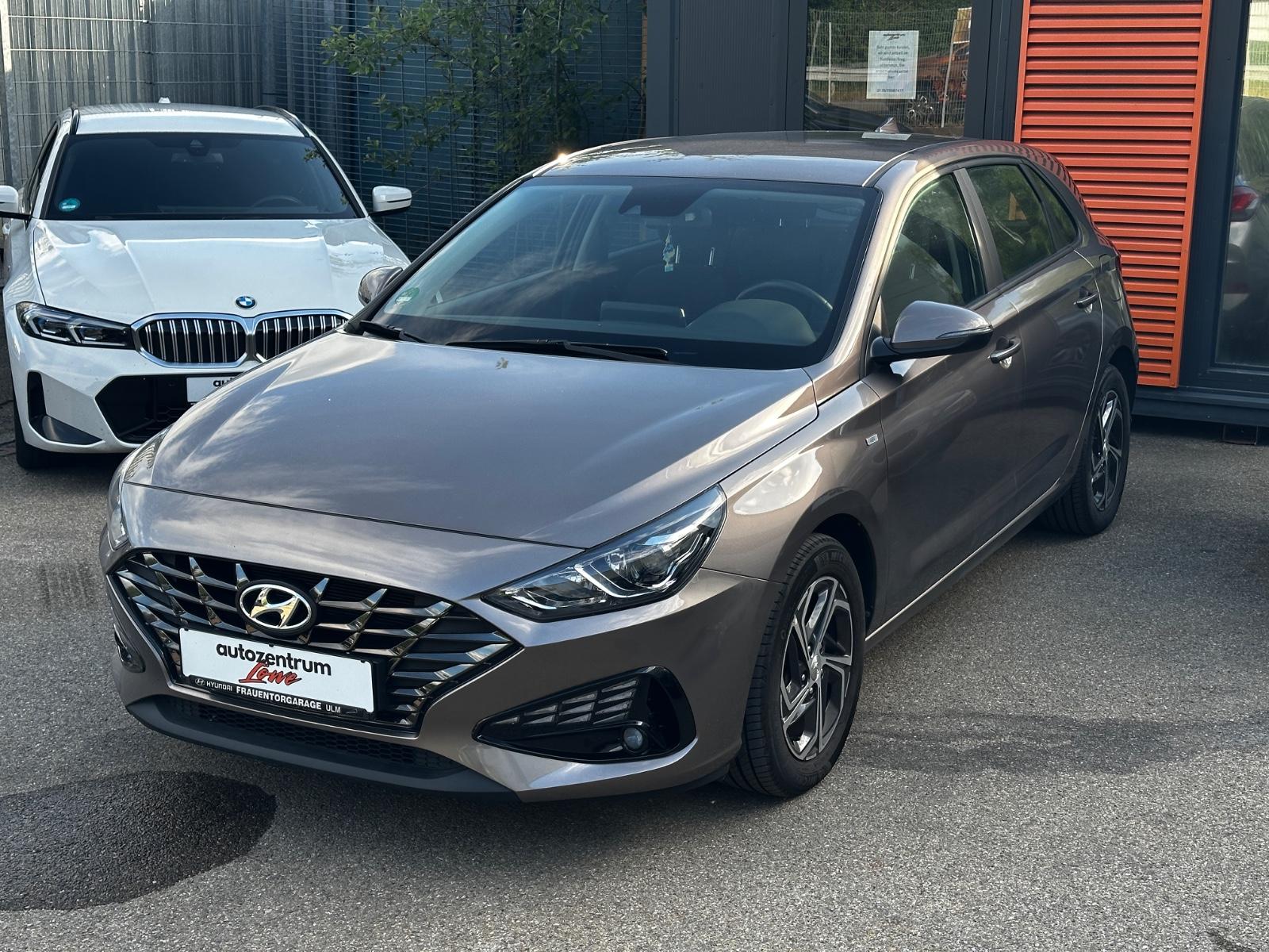 Hyundai i30 Select Mild-Hybrid |Sitzheizung|PDC|Kamera|