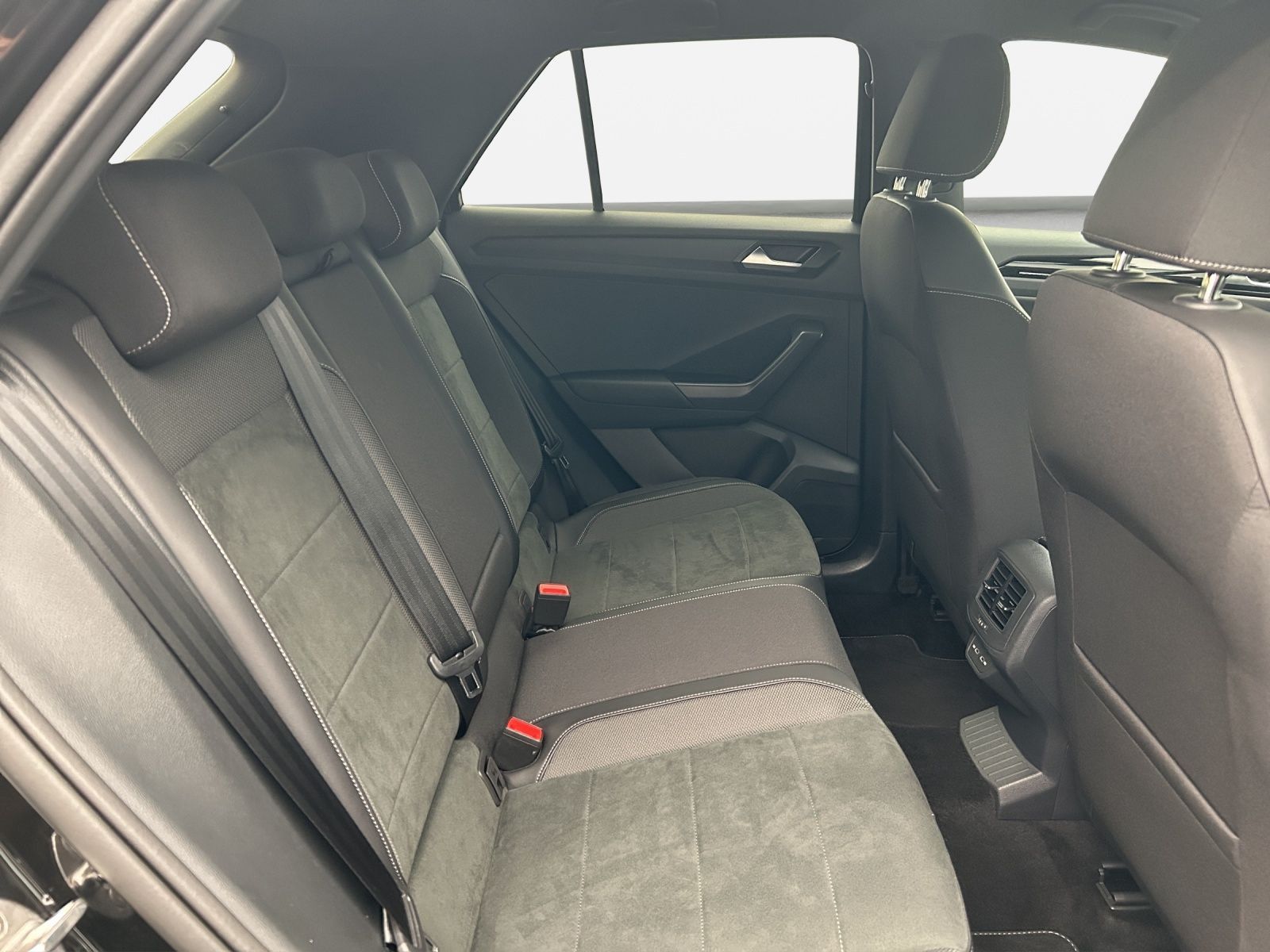 Volkswagen T-Roc - Bild 18