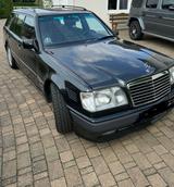 Mercedes-Benz 300TE AMG - Mercedes-Benz 300 mit Benzin-Antrieb: Kombi, Te