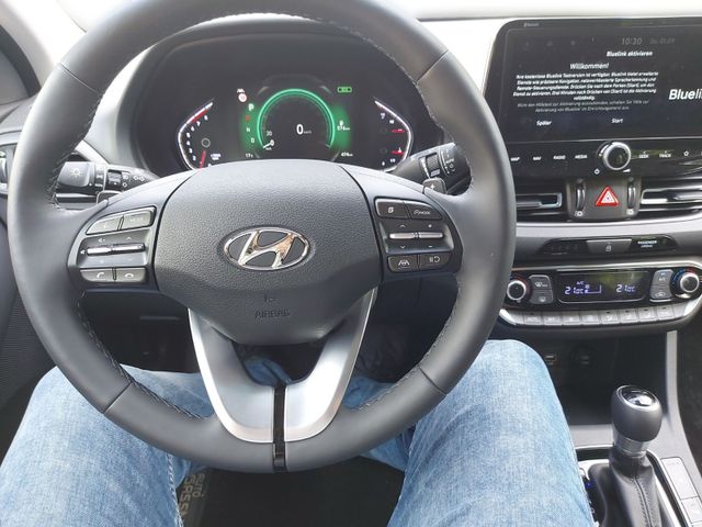 Fahrzeugabbildung Hyundai i30 Fastback 1,5T 160 PS Edition 30+