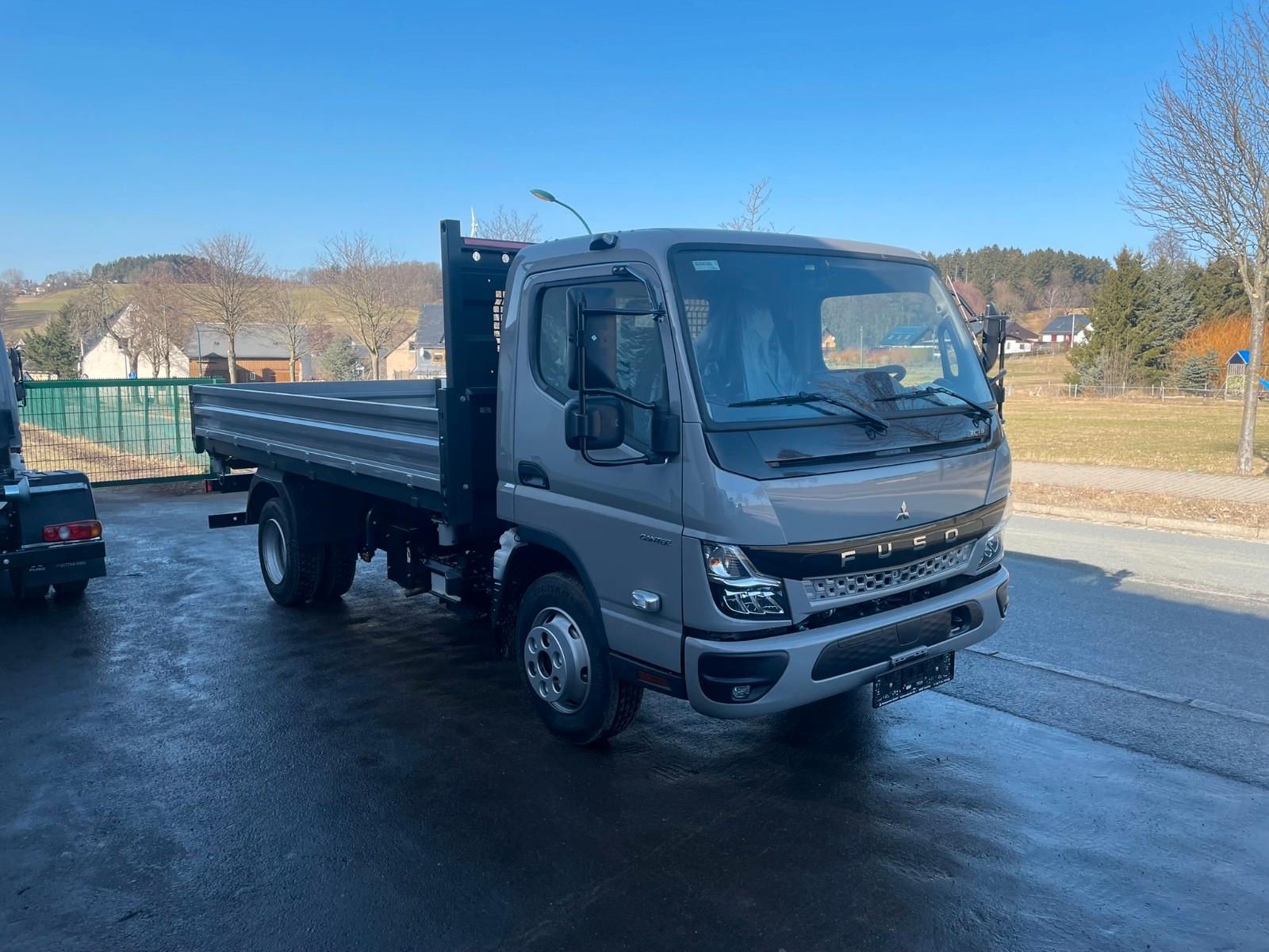 FUSO Canter 7C18