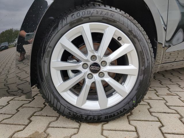 A1 Sportback 25 TFSI LED