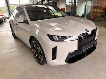 2025 BMW IX 缩略图 16