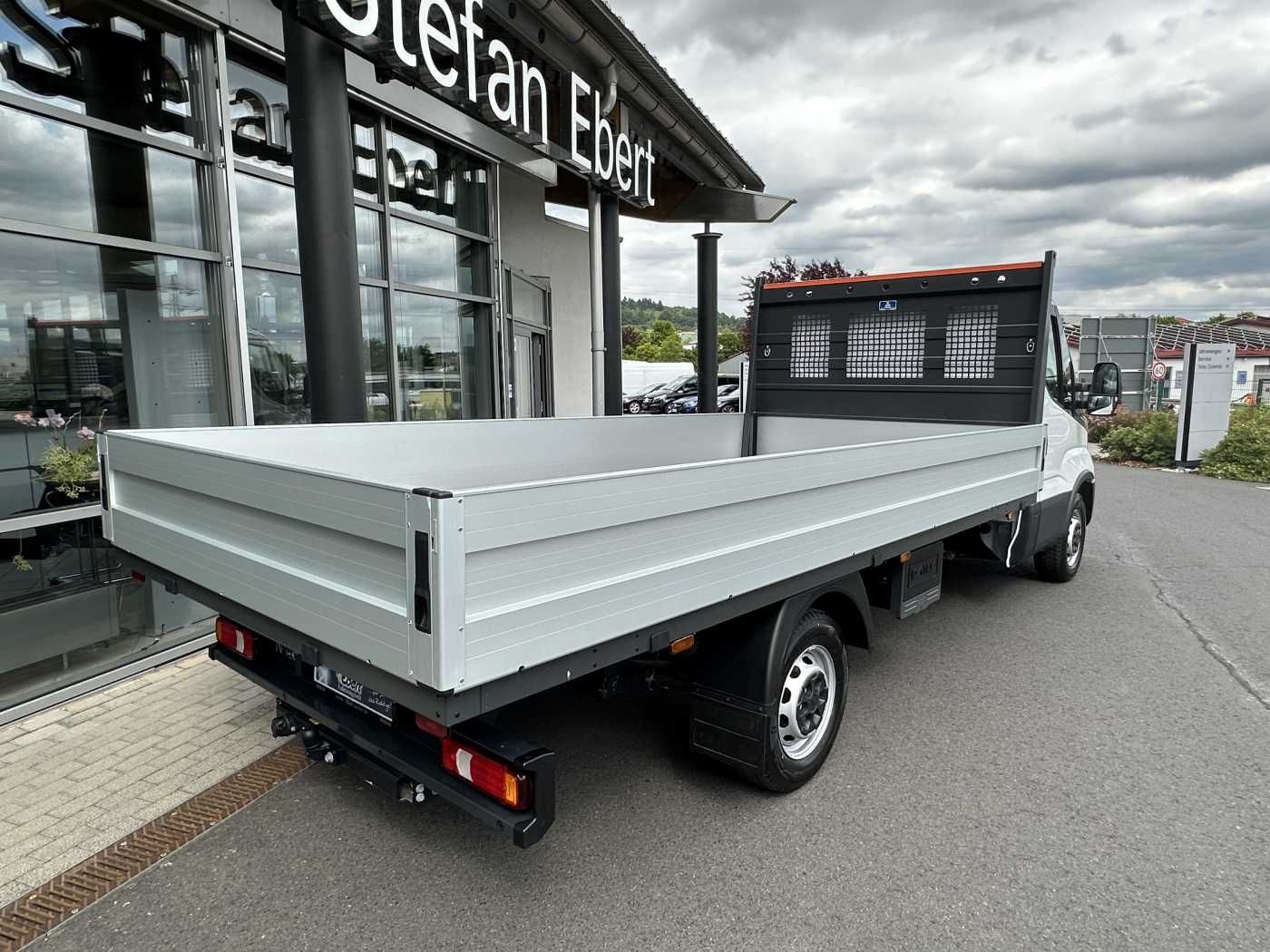 Fahrzeugabbildung Iveco Daily 35S16 A8 *R.4100 mm*AHK*Kamera* 3x