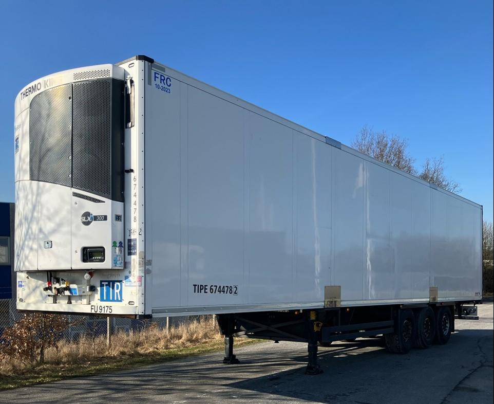 Schmitz Cargobull Trailer Reefer Flower Width Straight