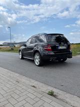 Mercedes-Benz ML 63 AMG 4MATIC AMG - Mercedes-Benz Ml 63
