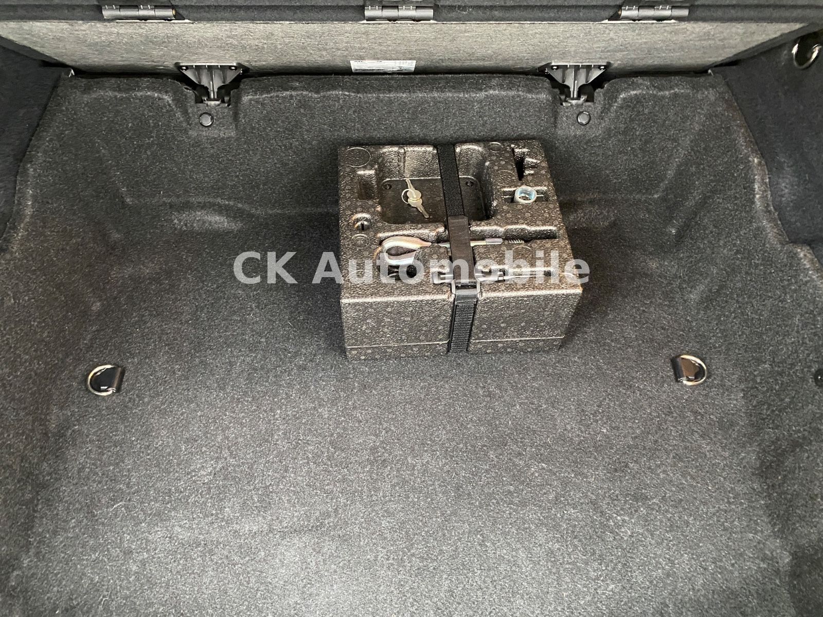 Fahrzeugabbildung BMW X1 xDrive 18d Advantage/Navi/Tempomat/PDC/AHK