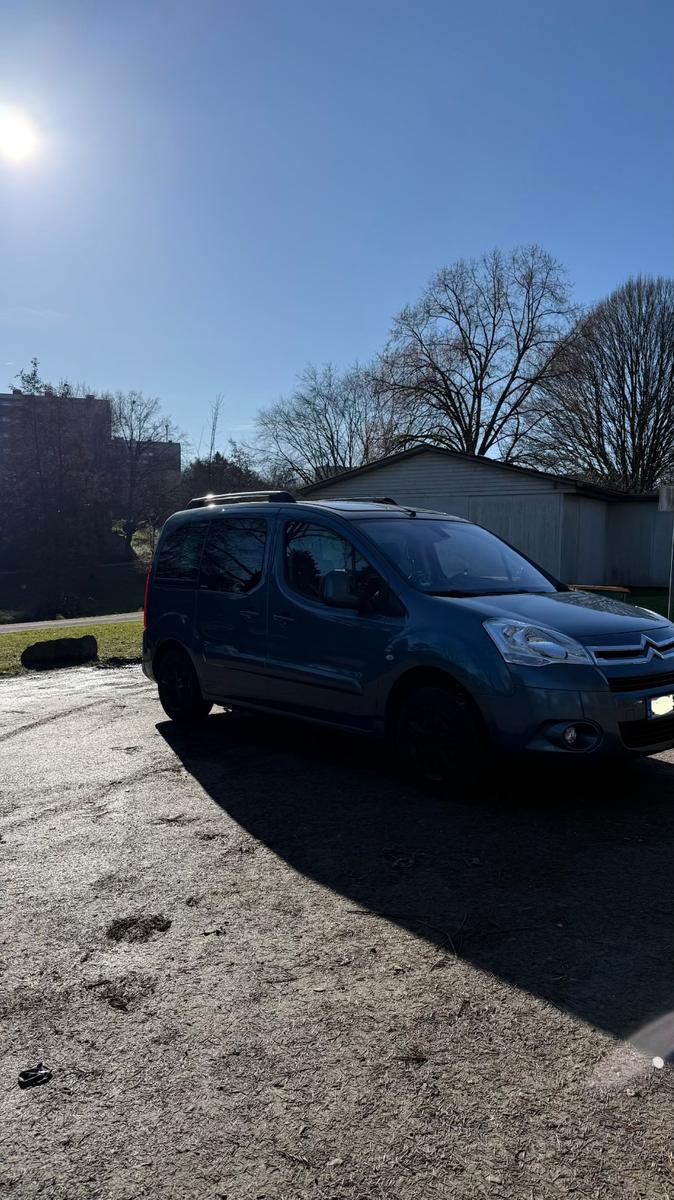 Citroën Berlingo HDi 110 FAP Multispace Exclusive Mu...