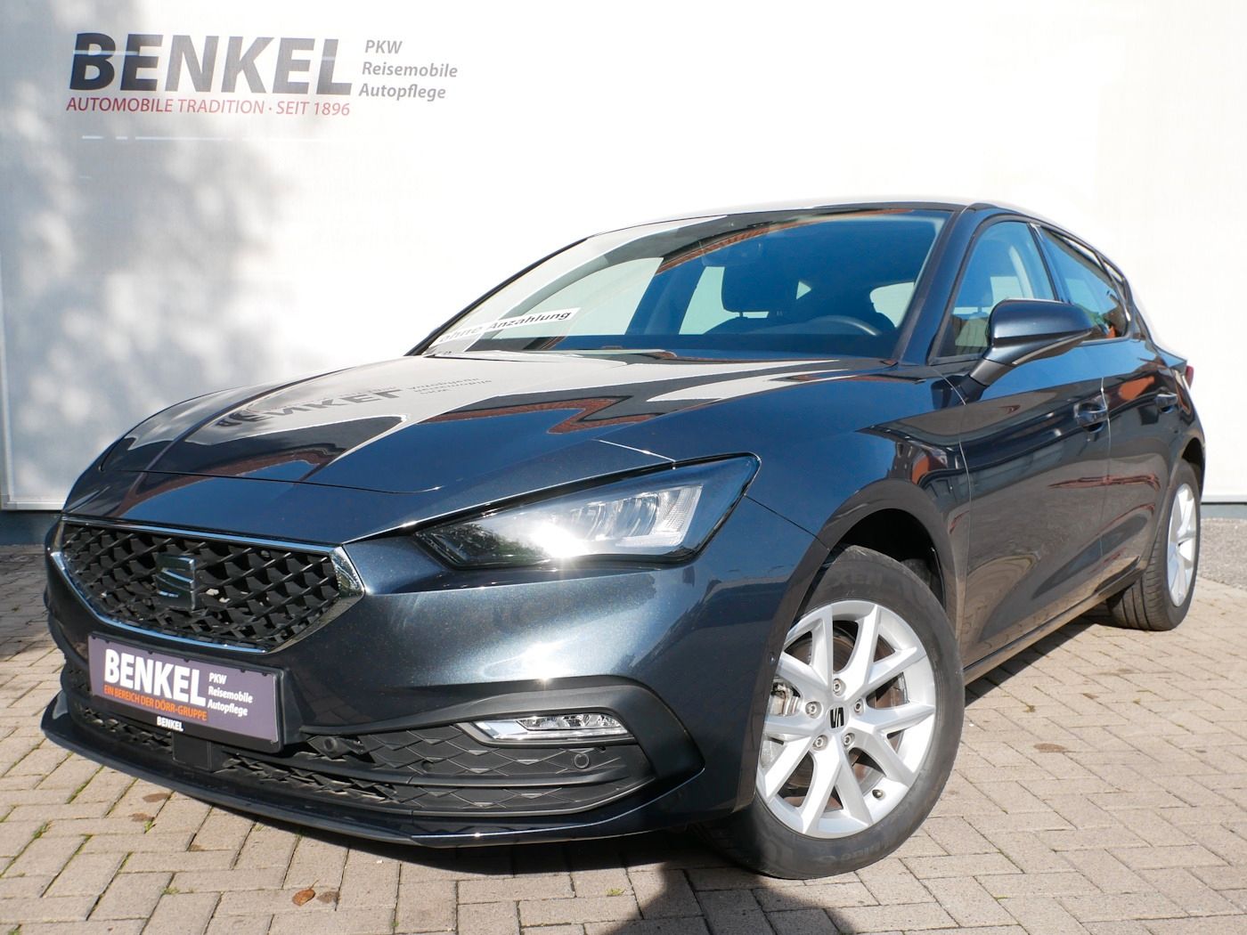 Fahrzeugabbildung SEAT Leon 1.5 TSI Style LED PDC DAB 3-Zonen Klima