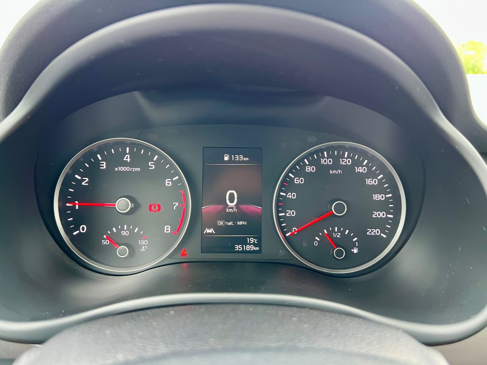 KIA Stonic Vision AAC GZJR CARPLAY SHZ PDC