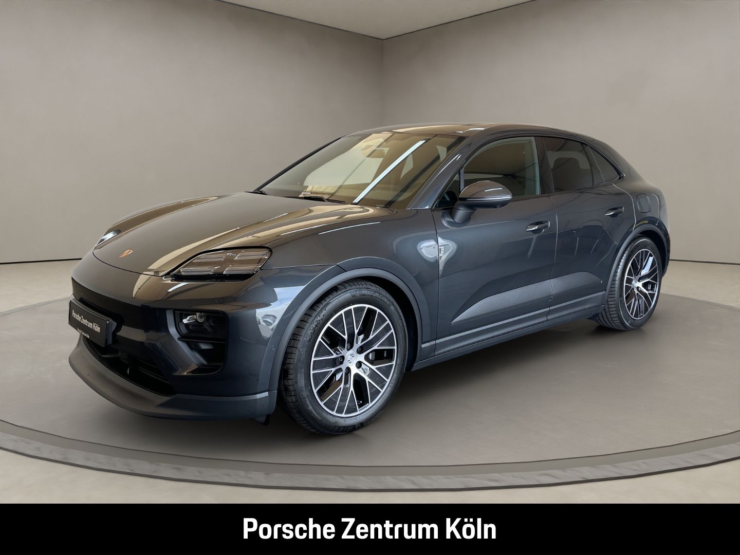 Porsche Macan - Bild 1