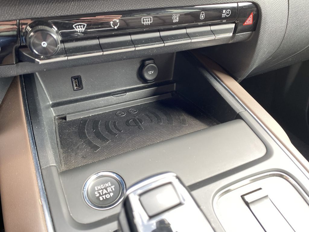 Fahrzeugabbildung Citroën C5 Aircross Hybrid 225 *Automatik* SHINE PACK