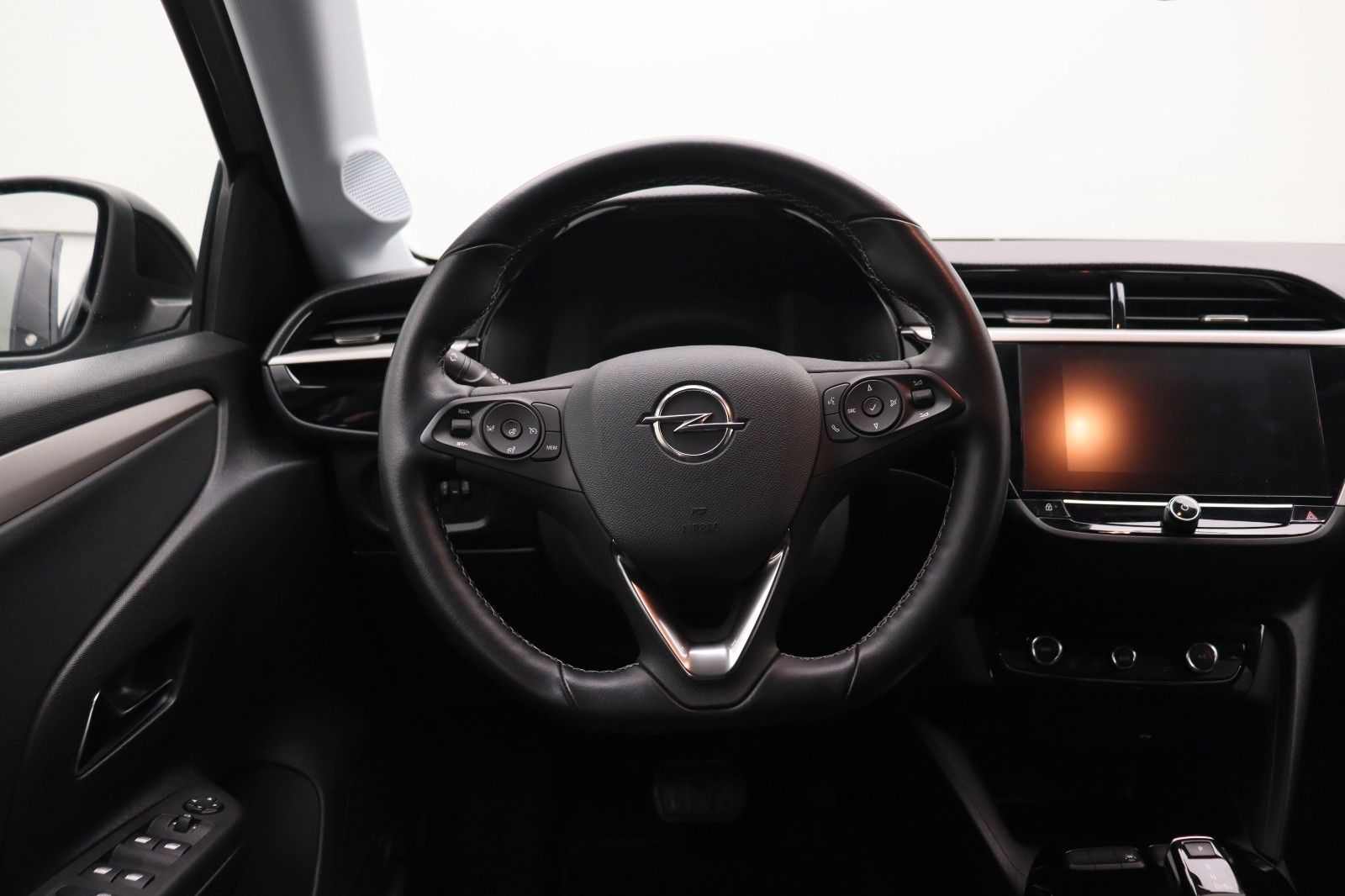 Fahrzeugabbildung Opel Corsa-e F Edition TEMPO SHZ KAMERA 11kW