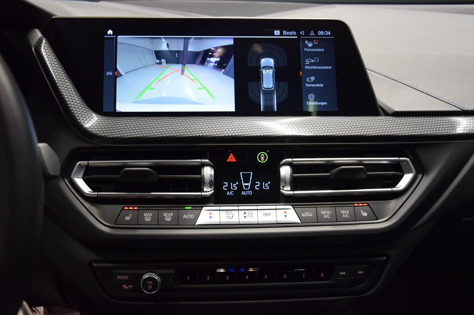 Fahrzeugabbildung BMW M135 i xDrive Panorama ACC harman/kardon HeadUp