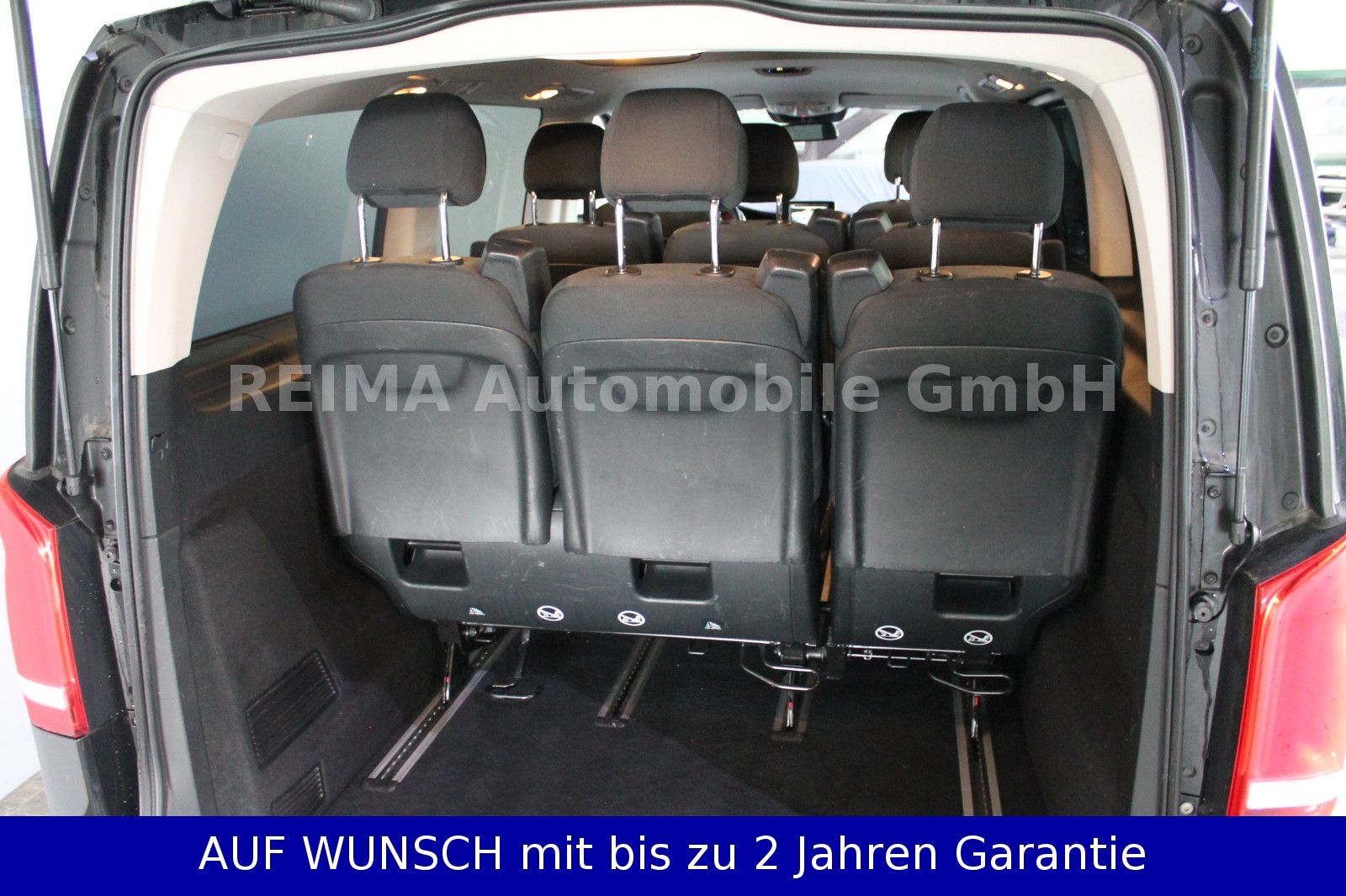 Fahrzeugabbildung Mercedes-Benz V 250 CDI  EDITION 4MATIC lang 8 Sitzer