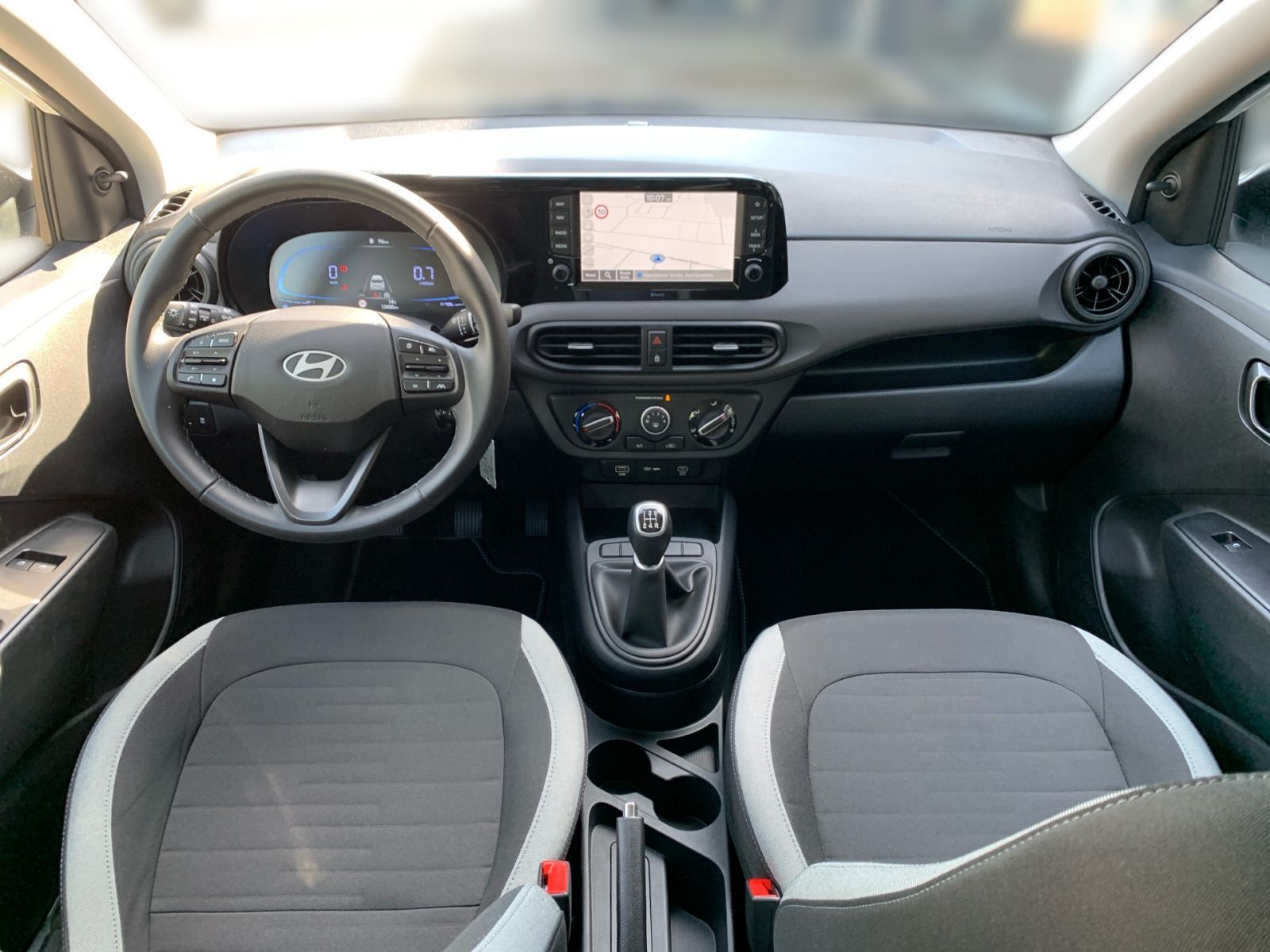 Fahrzeugabbildung Hyundai i10 1.0 Select Navi Kamera Allwetter