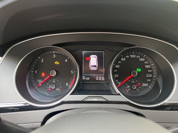 Bild 11 VW Passat Variant 2.0 TDI DSG Business