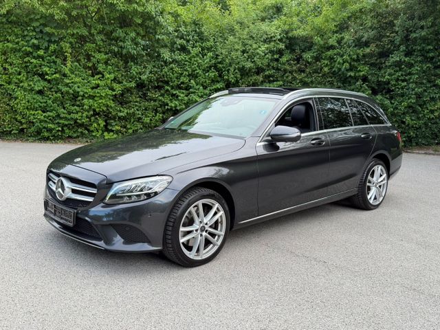 MERCEDES-BENZ C 300 d 4MATIC T Autom. Panorama ACC