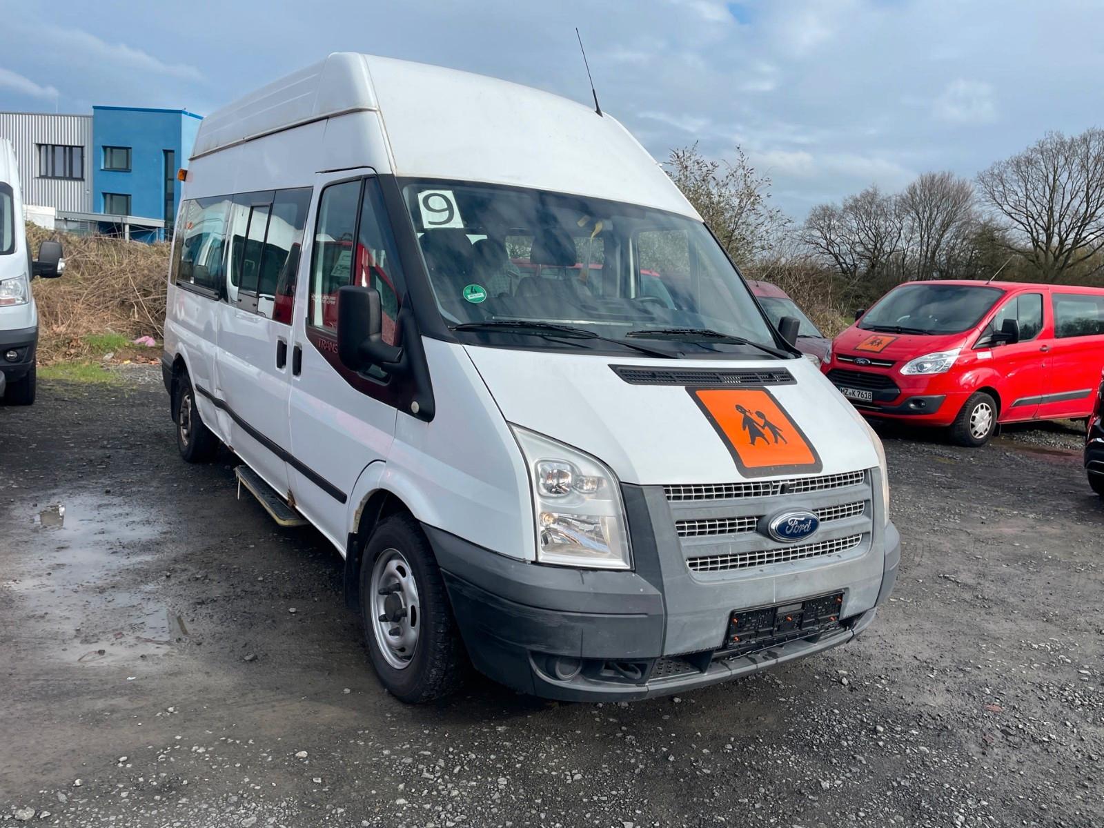 Ford Transit Kombi Behindertengerecht