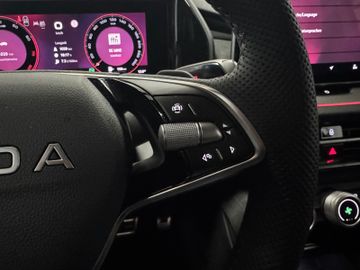 Fahrzeugverkauf 19 Skoda Kodiaq 1.5 TSI Sportline AHK*Panodach*Matrix*