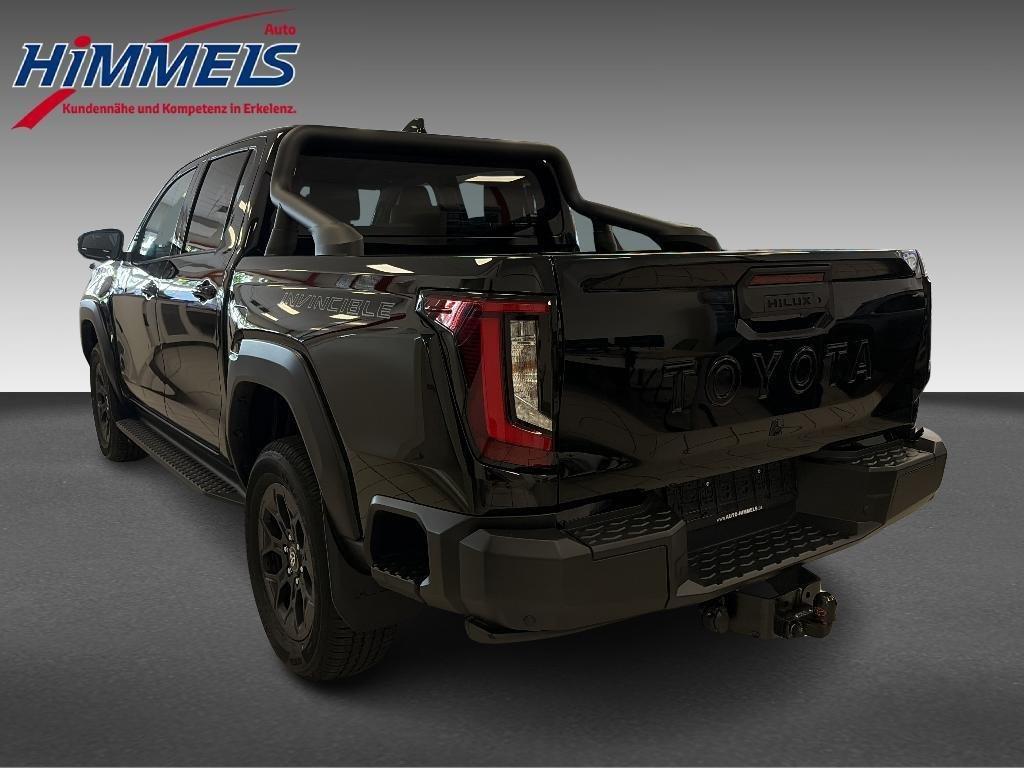 Toyota Hilux Double Cab 2.8 D MHEV 4×4 Invincible