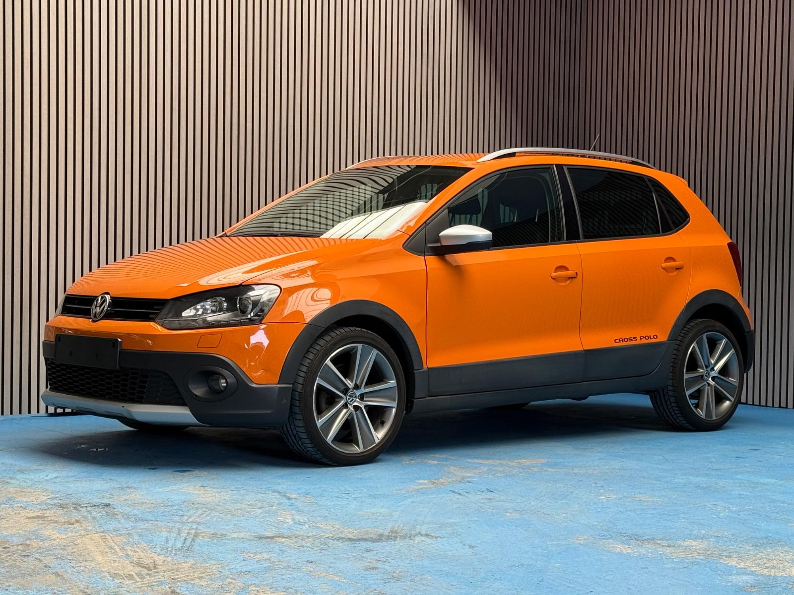 Volkswagen Polo V CrossPolo 1er Hand/Standheizung/NAVI/PDC