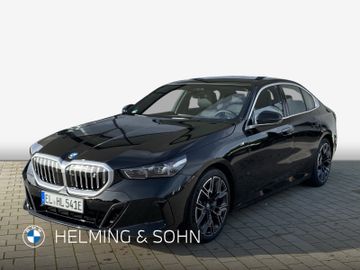 BMW i5 eDrive40 M Sport - Autobahnassist / Pano / AH
