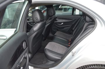 Mercedes E 220 - 6