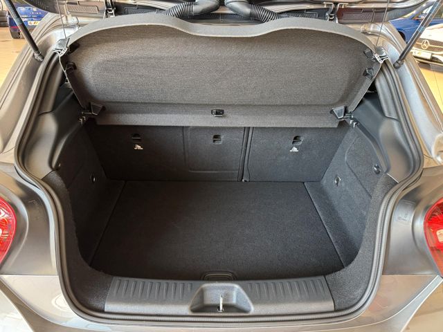 MERCEDES-BENZ A 180 — Foto 7