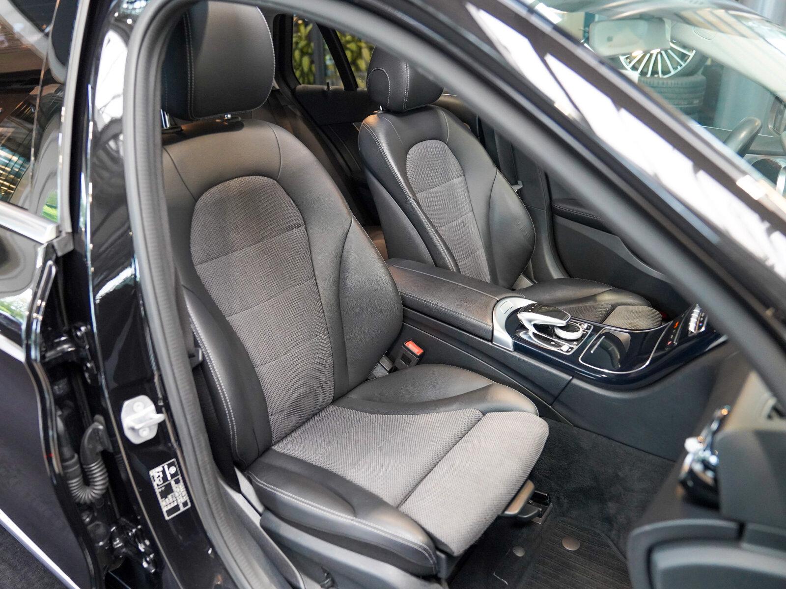 Mercedes-Benz C 180 T AVANTGARDE Panorama Multibeam AHK Totwin