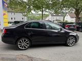 Volkswagen Jetta V Sportline 2.0 AUTOMATIK - gebrauchte VW Jetta aus dem Jahr 2006