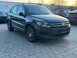 Volkswagen Tiguan Trend & Fun BMT#Euro-6#Tüv-11/2026/ - Volkswagen Tiguan: Van