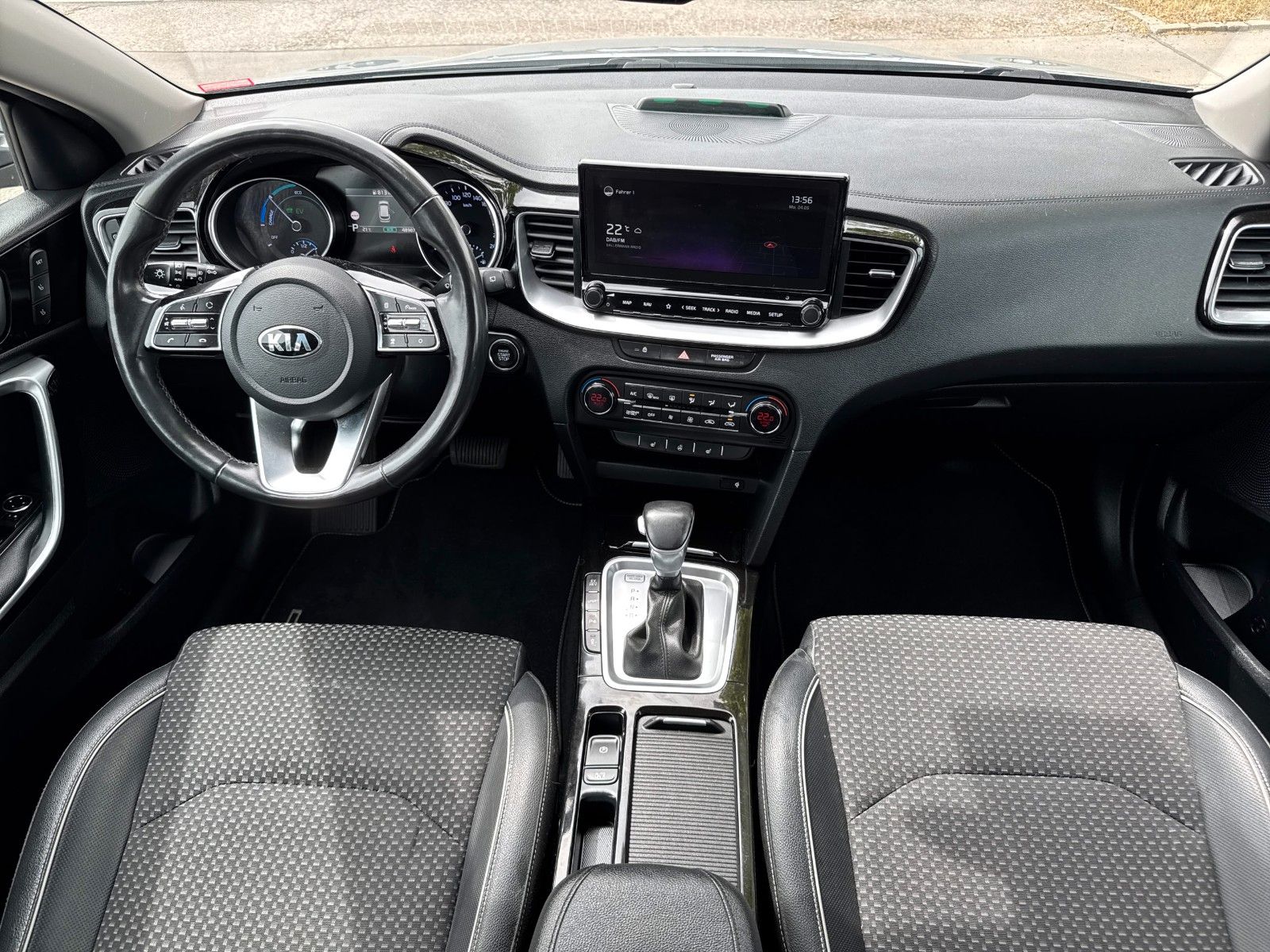 Fahrzeugabbildung Kia cee'd Sportswagon Plug-In-Hybrid Spirit TECHNOLO