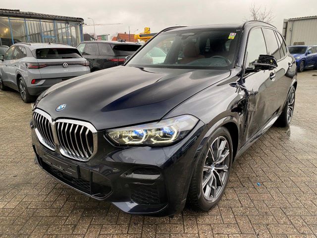 BMW X5 xDrive45e M Sport*HEAD-UP - PANO - LASER*