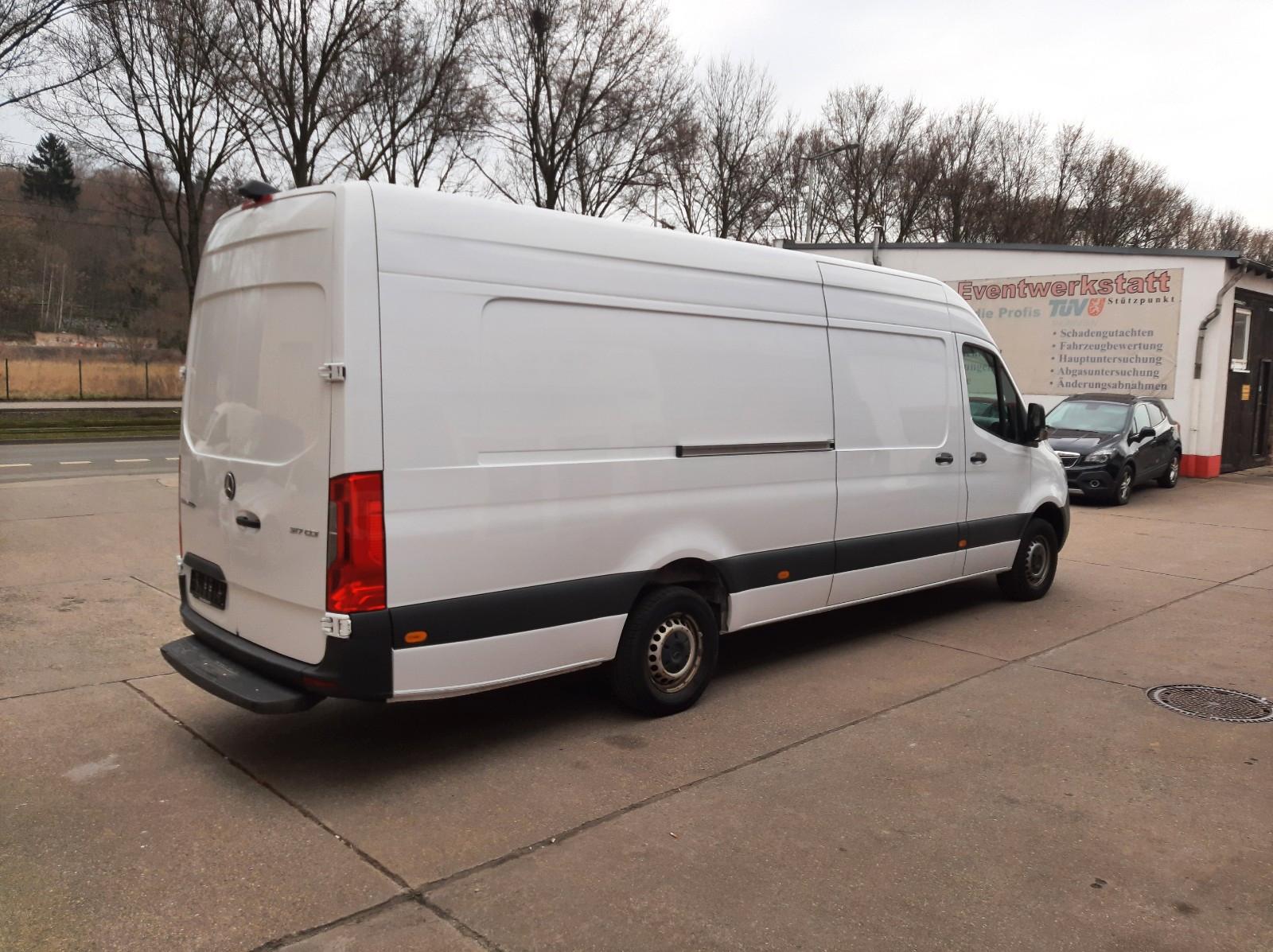 Mercedes-Benz Sprinter 317 Maxi L4H2 RFK MBUX DAB TÜV neu 1.Hd