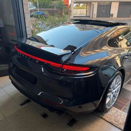 Porsche Panamera - 3