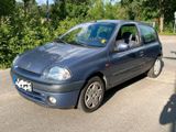 Renault Clio 1.6 Automatik TÜV 05.26 Klima... - Renault Clio aus 2000: 1.2