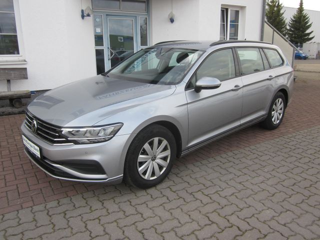 Volkswagen Passat Variant+Kamera+LED+1. Hand+DAB+SHZ