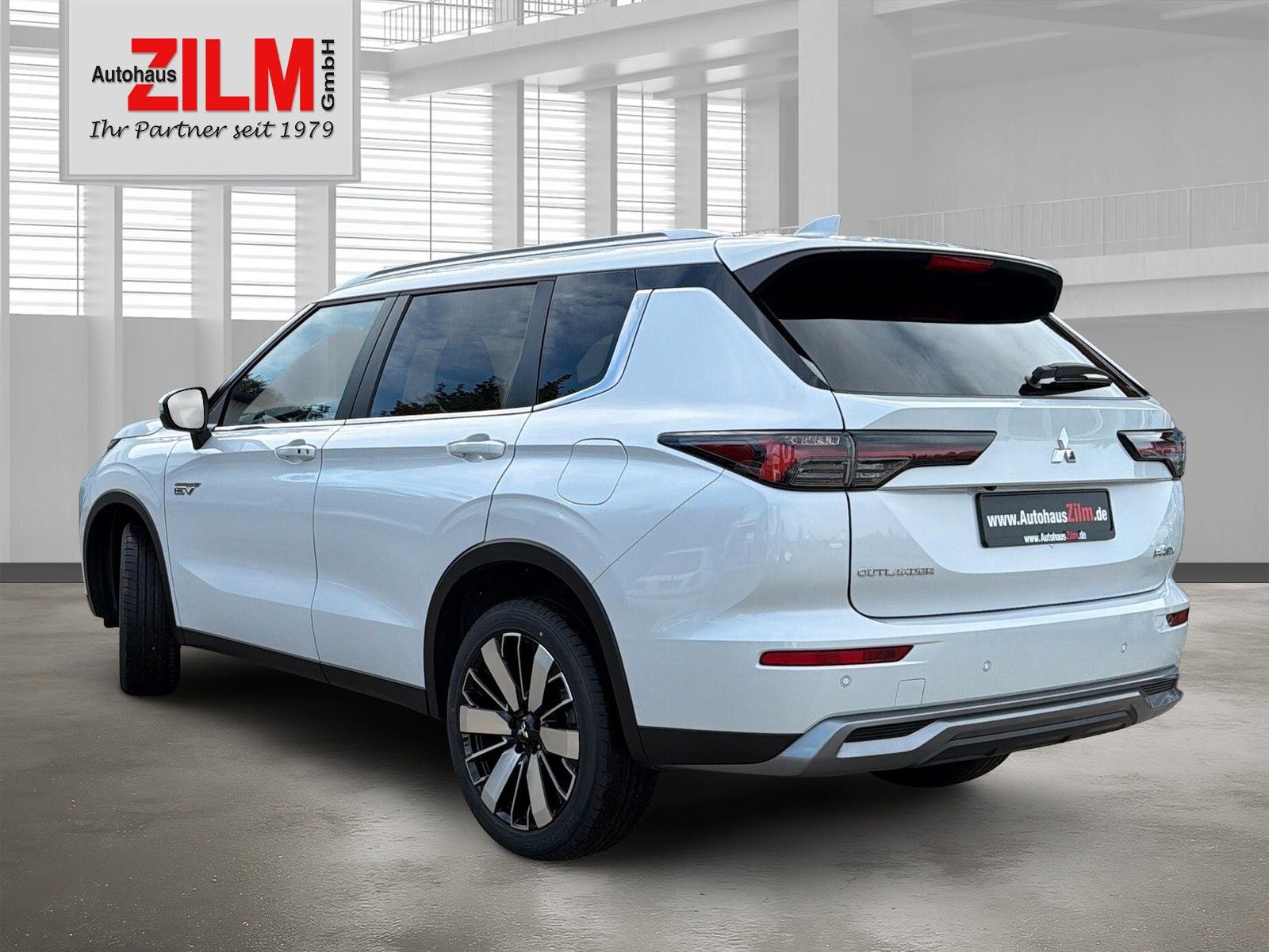 Mitsubishi Plug-in Hybrid Outlander - Bild 3