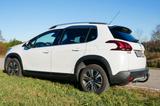 Peugeot 2008 Allure PureTech 110 EAT6 Stop&Start Allure - Peugeot 2008: 1.6