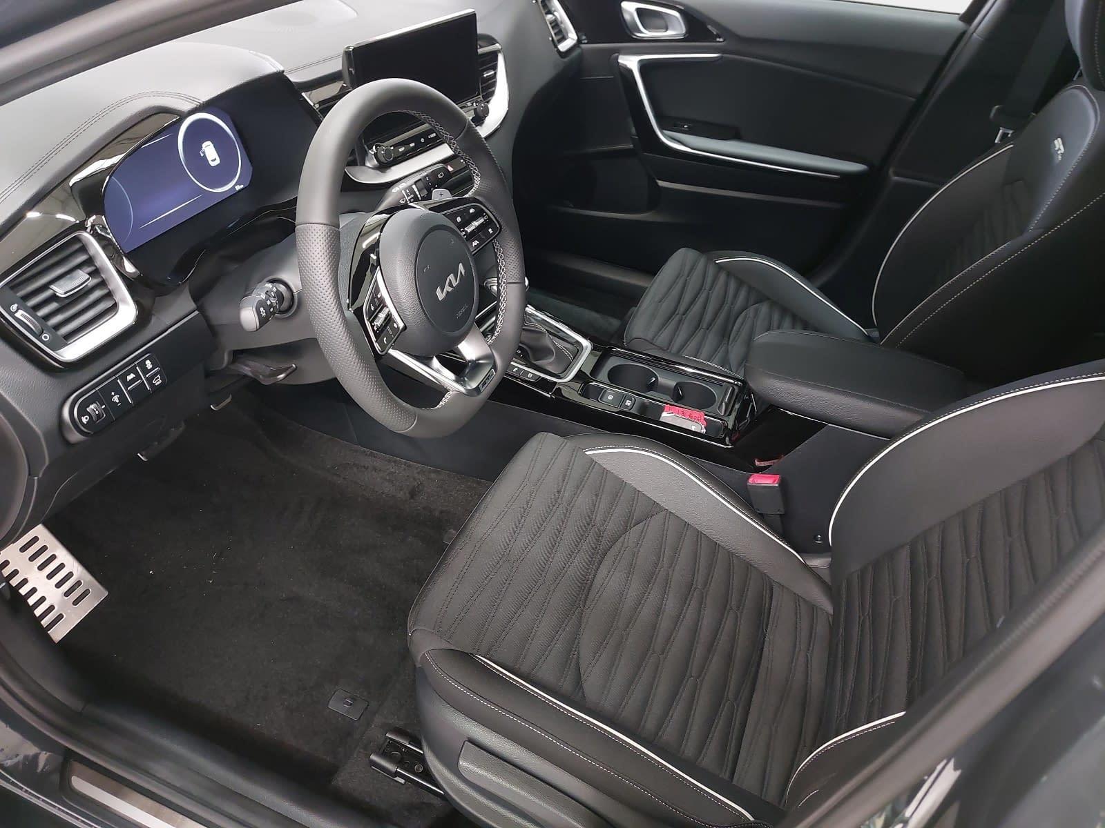 Kia CEED SW 1.5 T-GDI DCT7 GT-LINE TECHNOLOGIE PERFO